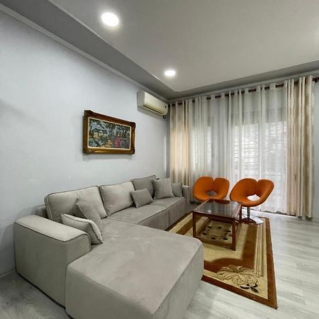 شقة Stone City Apartament Gjirokastër المظهر الخارجي الصورة
