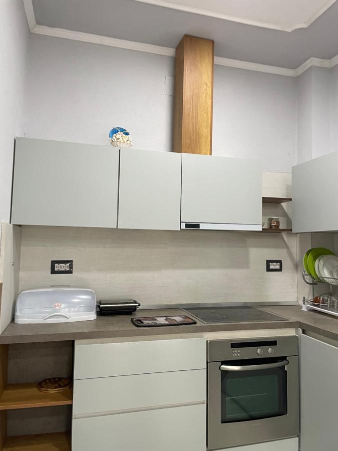 شقة Stone City Apartament Gjirokastër المظهر الخارجي الصورة