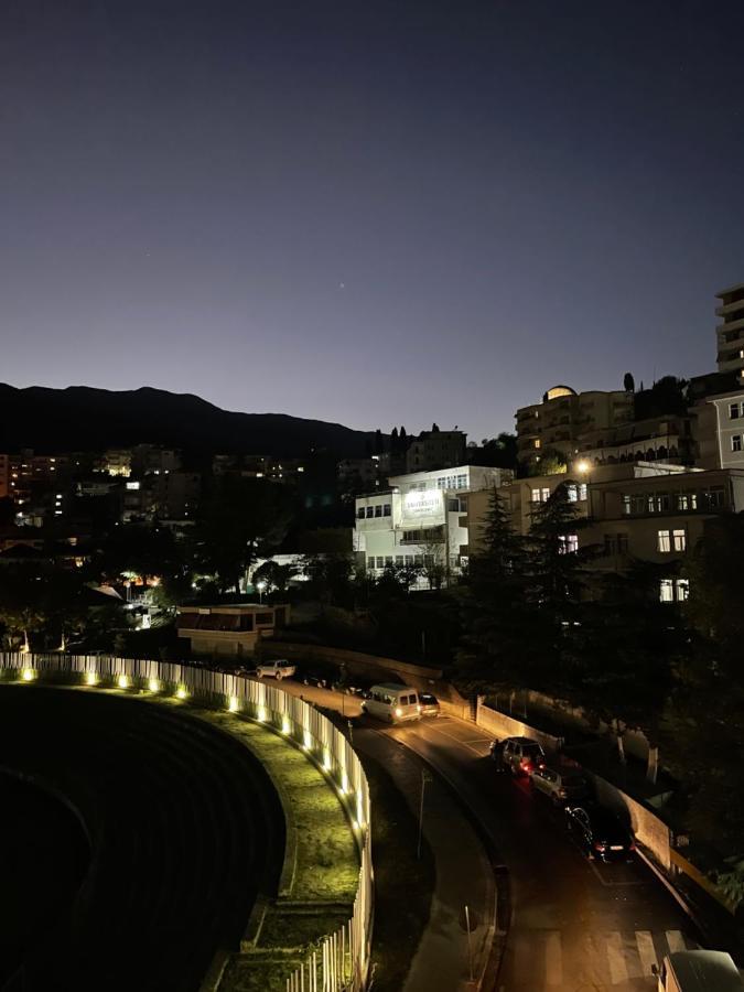 شقة Stone City Apartament Gjirokastër المظهر الخارجي الصورة