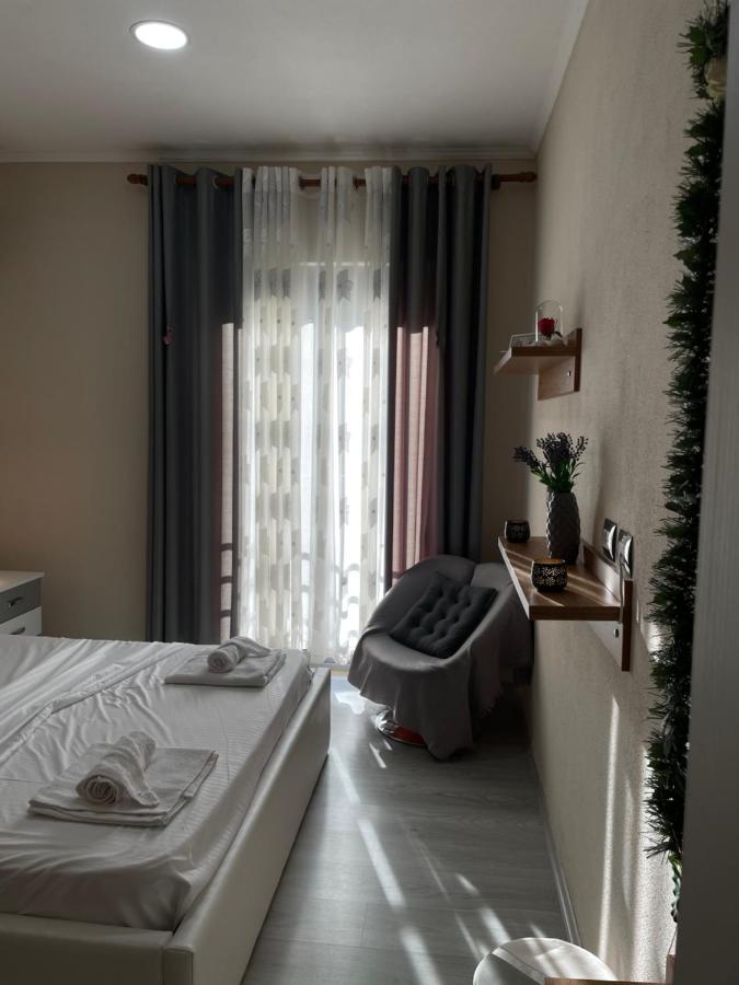 شقة Stone City Apartament Gjirokastër المظهر الخارجي الصورة
